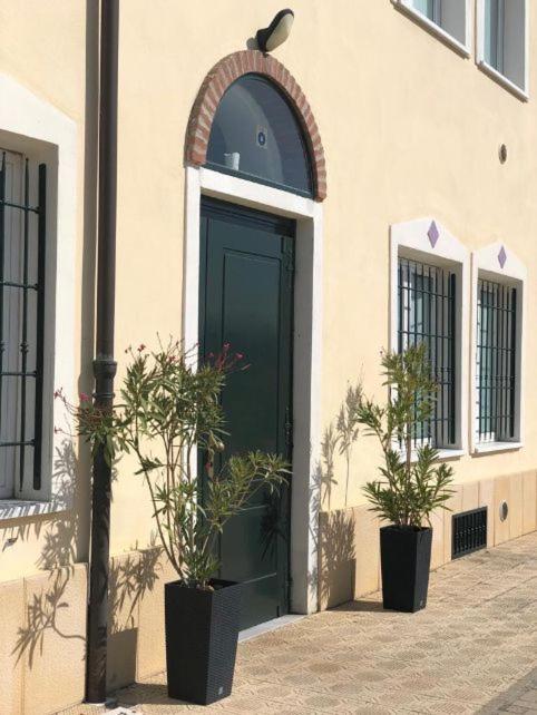 Residence Shopping Outlet Νόβι Λίγκουρε Εξωτερικό φωτογραφία